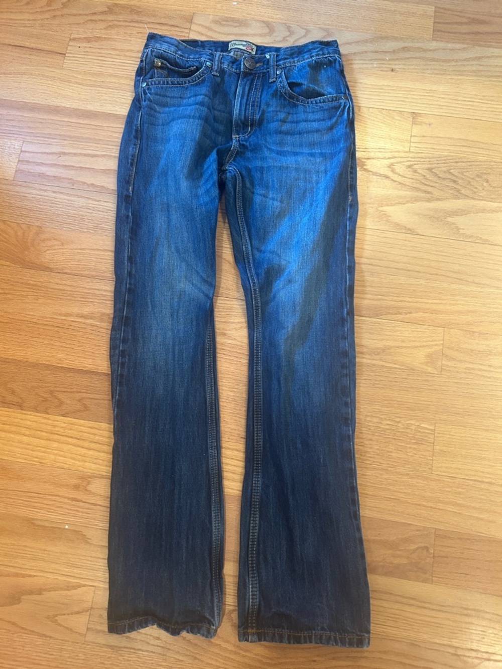 Wrangler 20X Style 42 Vintage Boot 30x34 Dark Wash Jeans